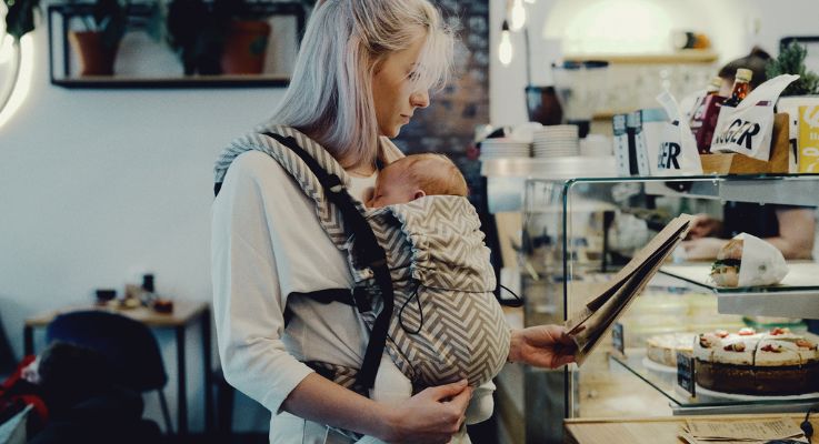 PORTE-BÉBÉS PHYSIOLOGIQUE, RÉGLABLE QUI GRANDIT AVEC L'ENFAN