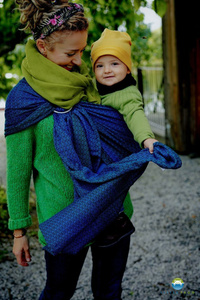 Ring sling TENCEL™ Lovely Darkness - size S (1,7 m)