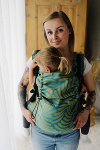 Baby Carrier Preschooler - Spring Plumes