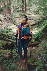 Bamboo Misty Zircon M – colour and softness for everyday babywearing