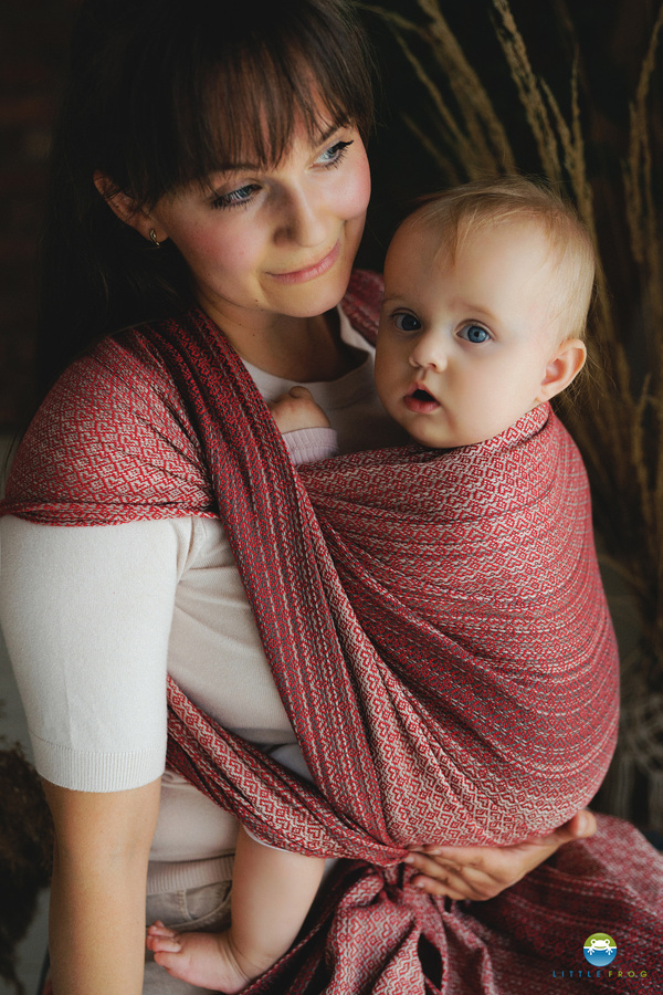 Baby Sling Lovely Passion size 6 /2nd grade