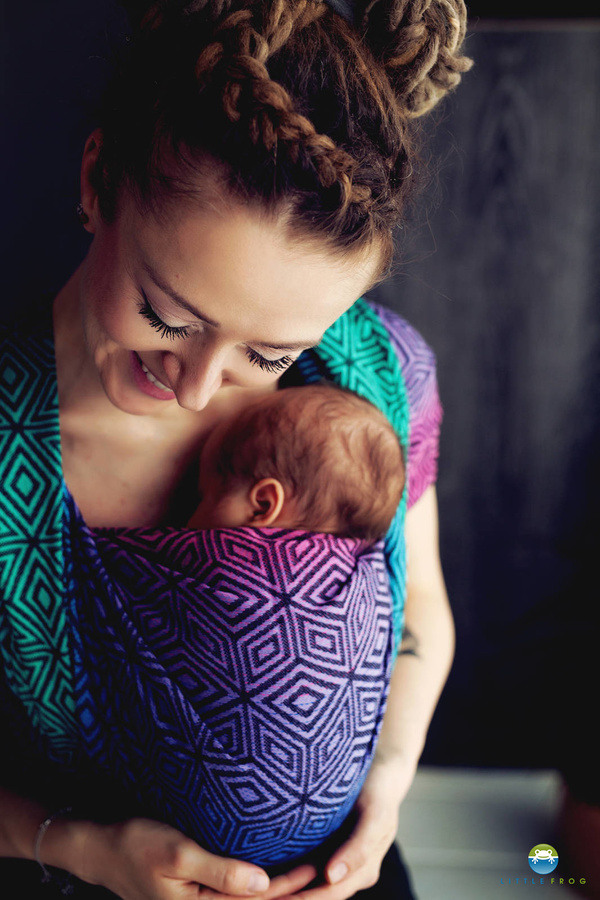 Baby Sling Dark Aurora Cube size 5