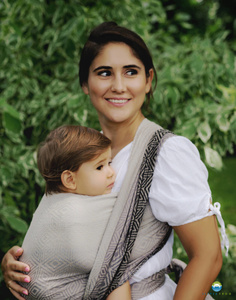 Baby Sling TENCEL™ Smokey Cube size 6