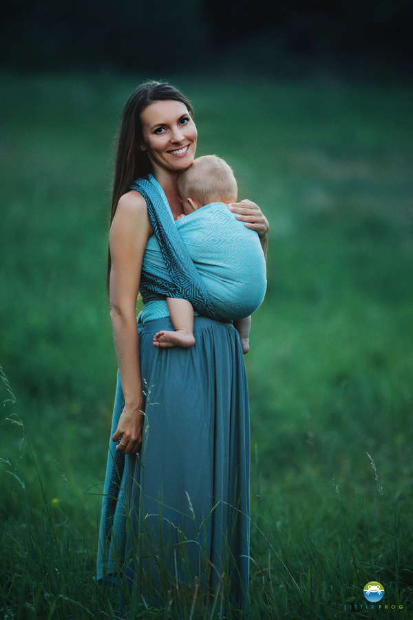 Little Frog Baby Sling - Stormy Cube size 8