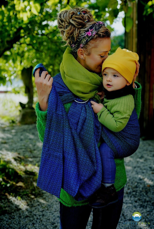 Ring sling TENCEL™ Lovely Darkness - size S (1,7 m)