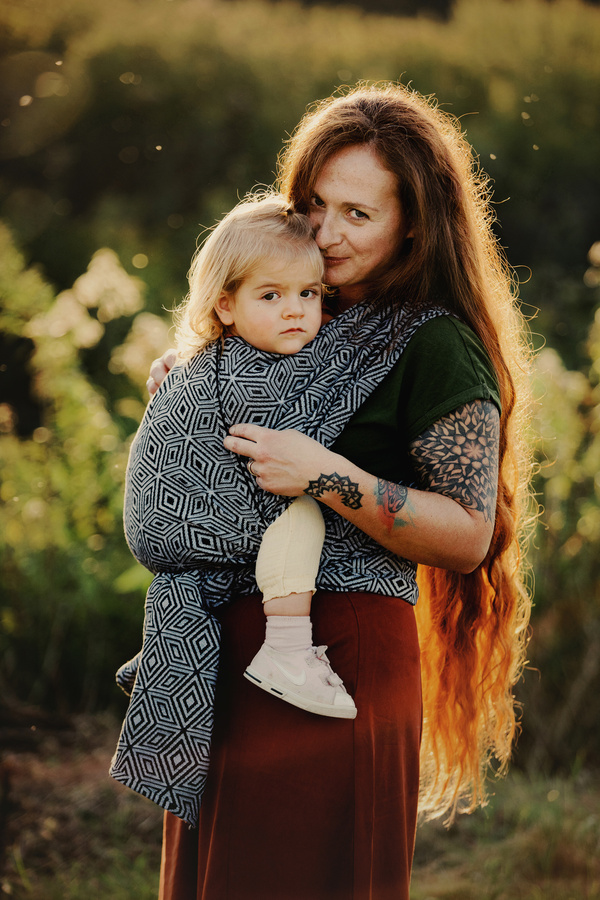 Baby Sling Inky Cube size 7 /2nd class