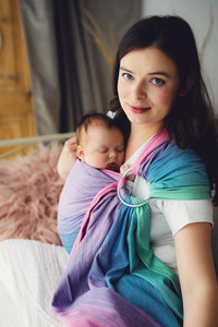 Bamboo Zircon M DEMO  – écharpe ring sling colorée et respirante, idéale pour l’été