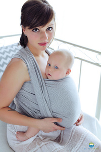 Little Frog Baby Sling - Grey Cube size 9