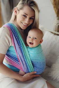 Baby Sling Aurora Cube size 7