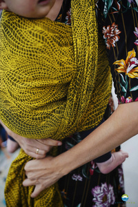 Baby Sling Lemon Wildness size 6 /2nd class