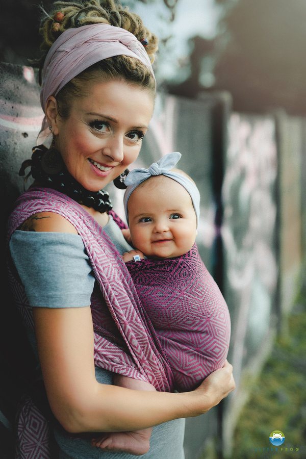 Baby Sling TENCEL™ Peony Cube size 6