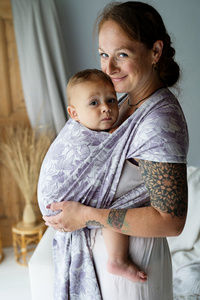 Baby Sling Lotus Bloom size 4